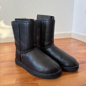 Limited Edition Darth Vader UGG and Star Wars DARTH VADER UGG boots women’s sz 9